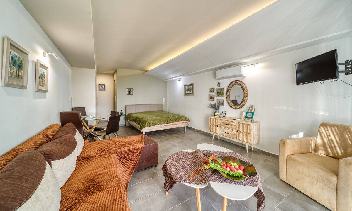 Kamena Vourla Apartment | Magical View Studios 2 Asproneri, Kamena Vourla