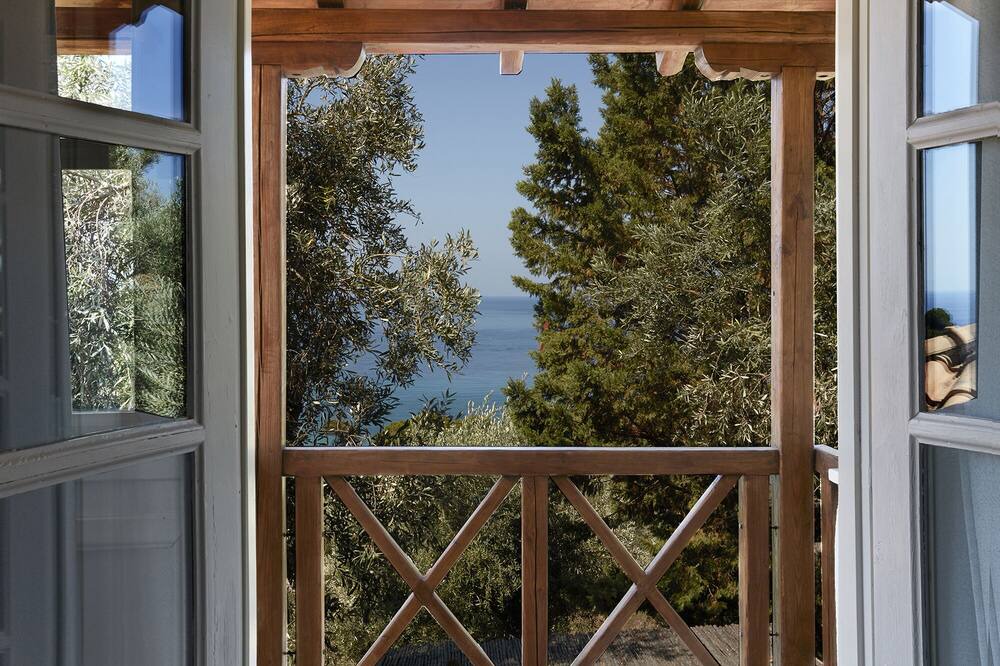Photo of Patio Balcony in Koukounaries