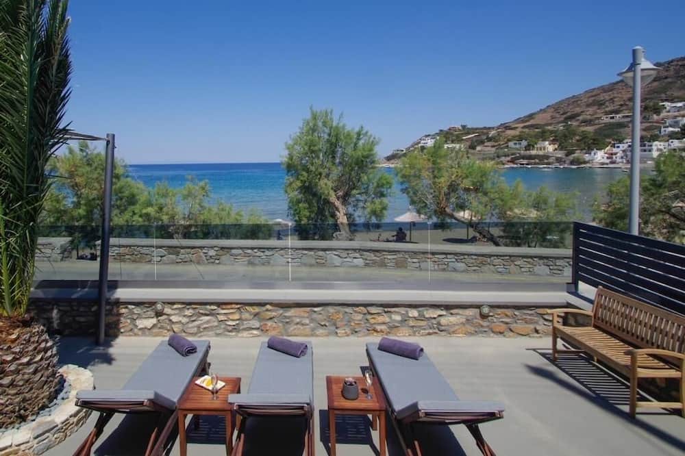 Photo of Outdoor in Kini