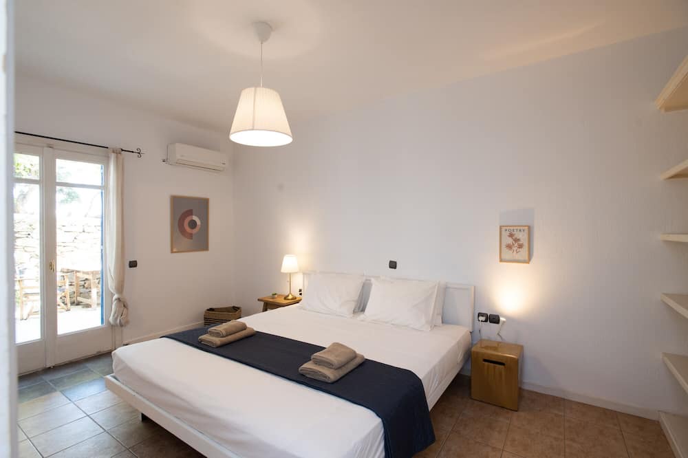Photo of Bedroom in Kalafatis