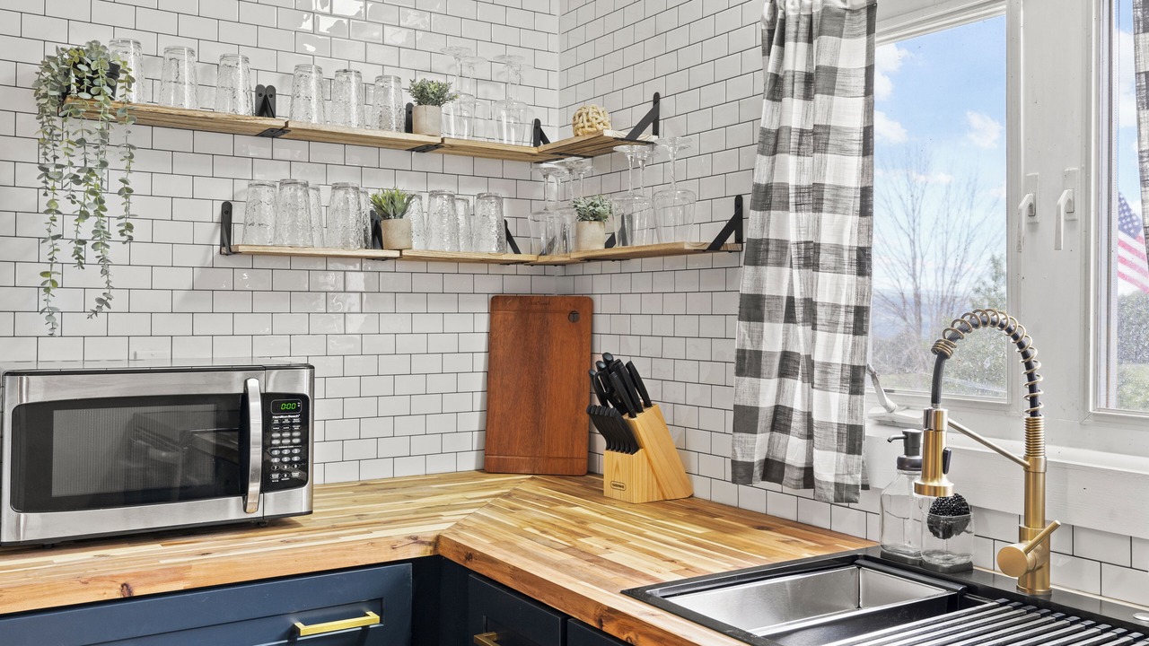Photo of Kitchen in Lakemont