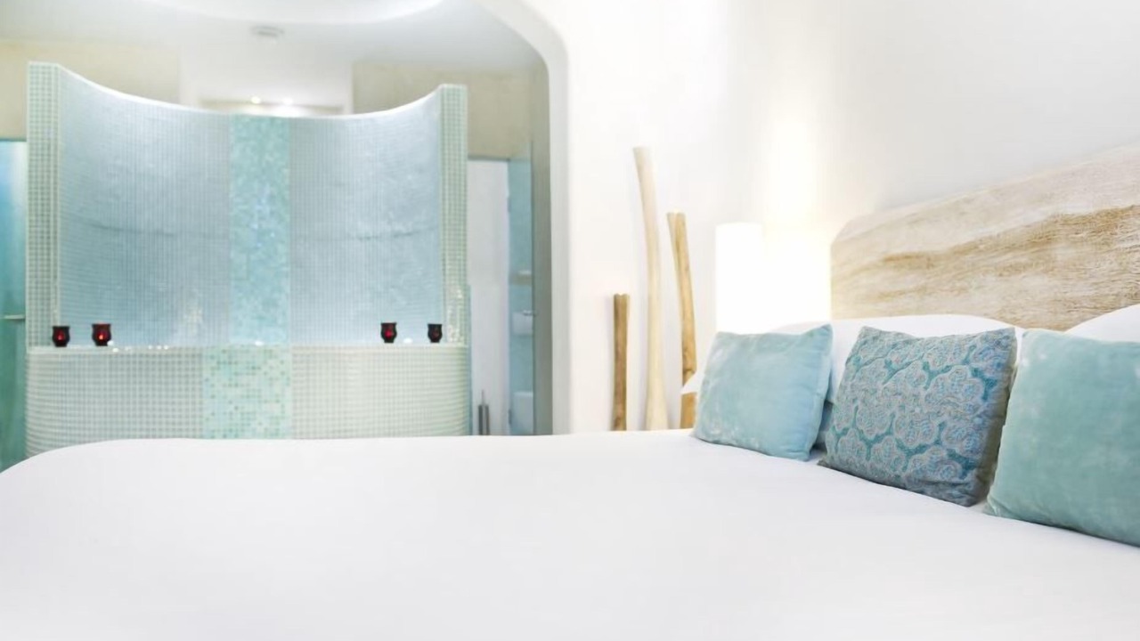 Photo of Bedroom in Fira