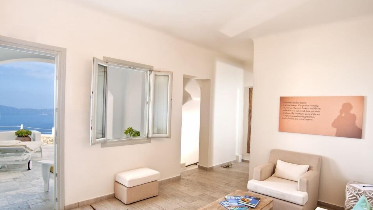 Photo of Bedroom in Fira