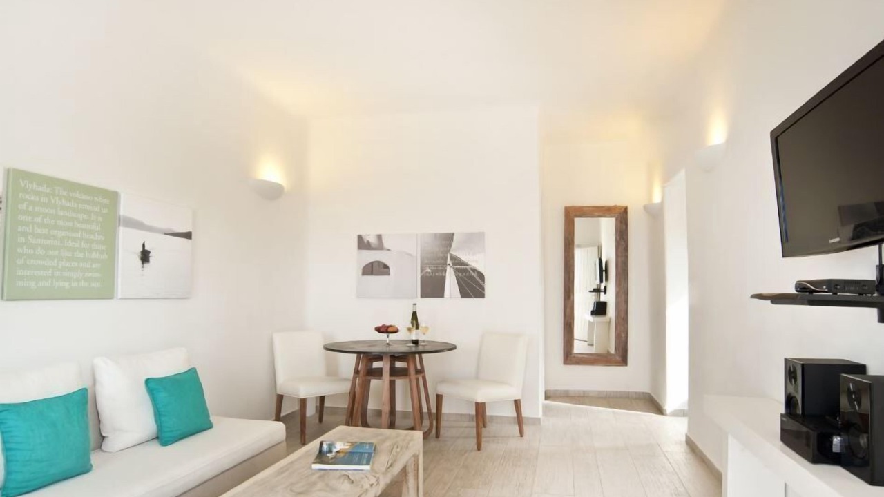 Photo of Outdoor in Fira