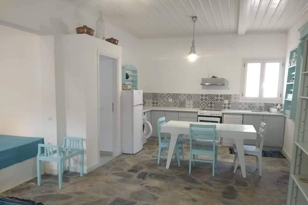 Photo of Kitchen in Stafylos