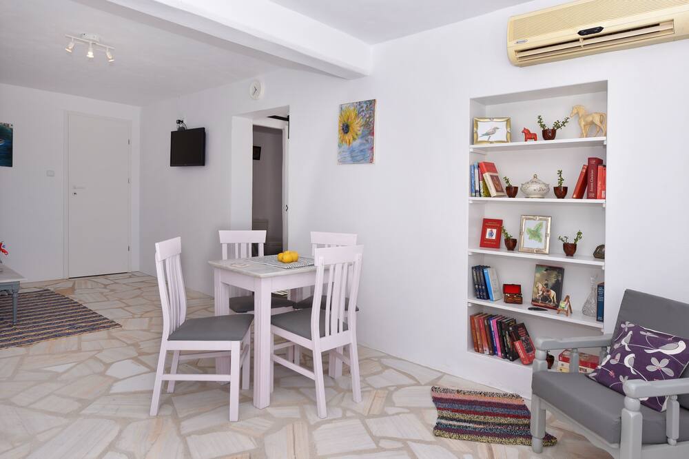 Photo of Livingroom in Megas Gialos