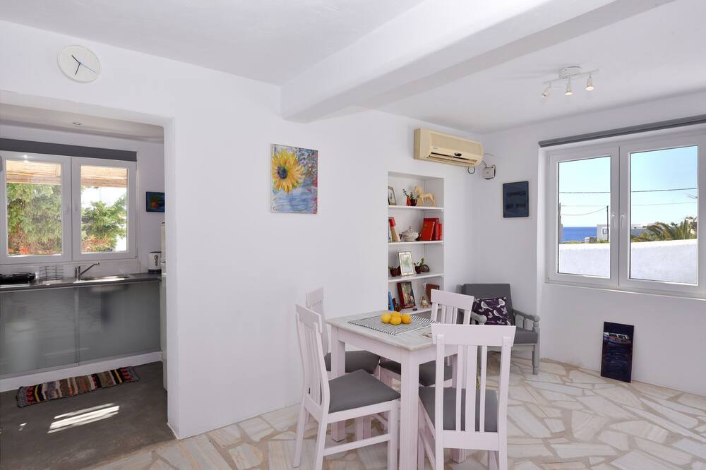 Photo of Kitchen in Megas Gialos
