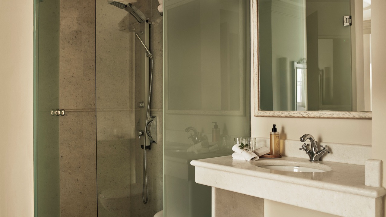 Photo of Bathroom in Ermoupoli