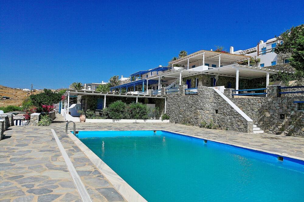 Photo of Outdoor in Kalafatis