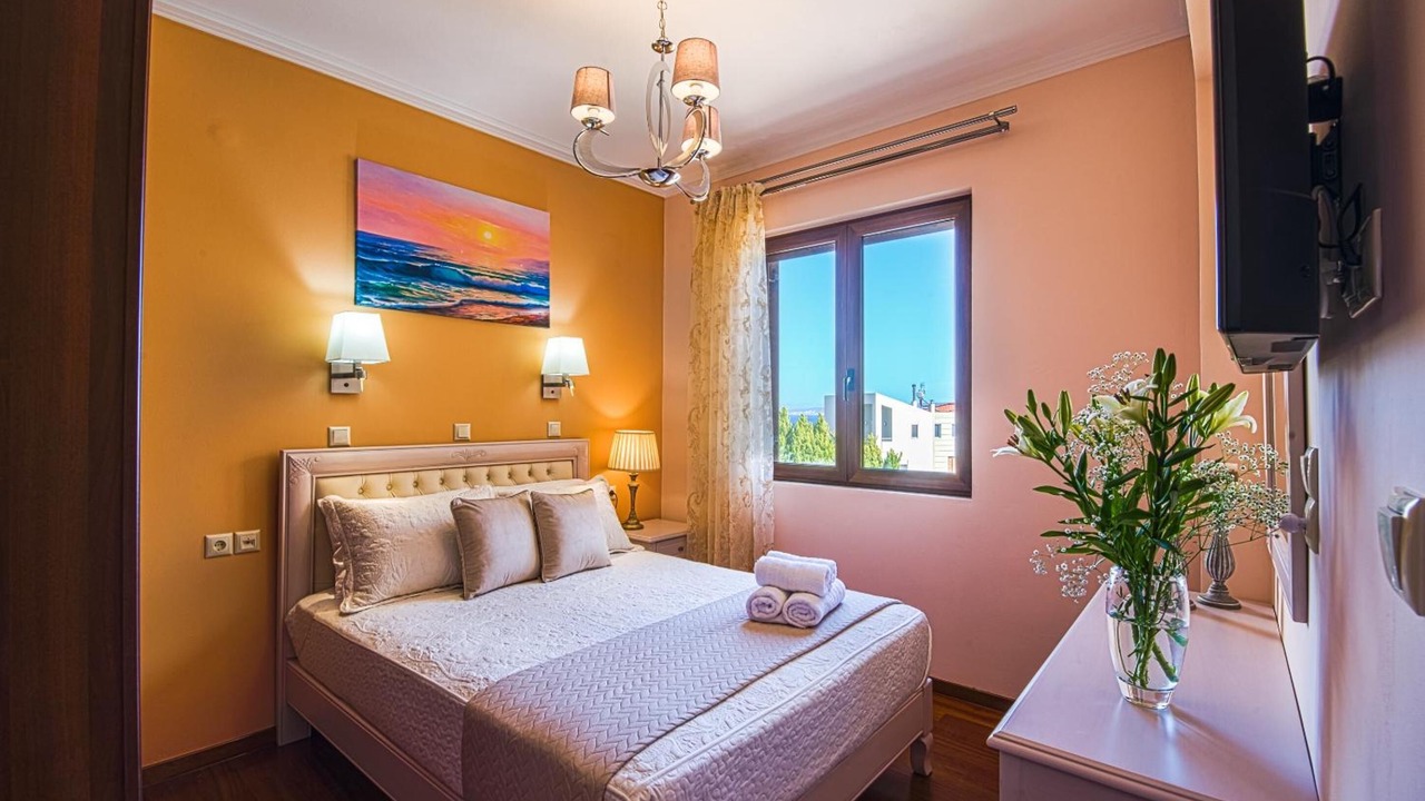 Photo of Bedroom in Kato Stalos