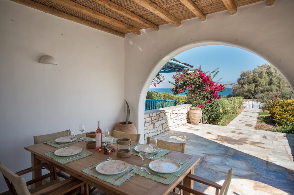 Photo of Livingroom in Ampelas