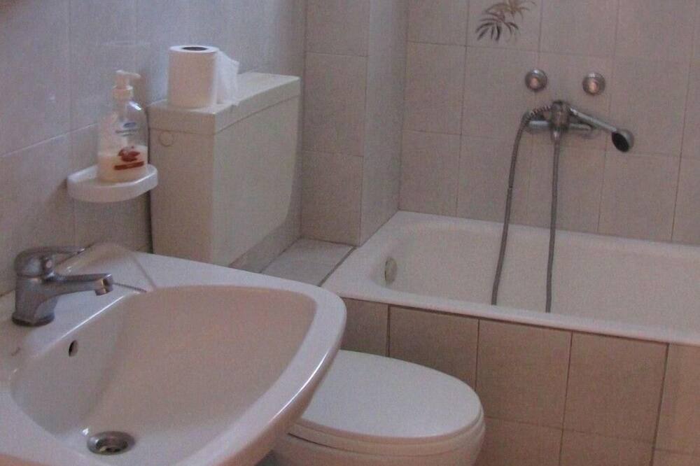 Photo of Bathroom in Kali Vrysi