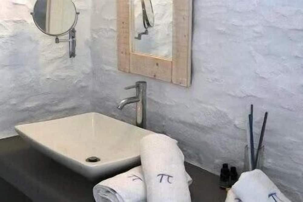 Photo of Bathroom in Santa Maria