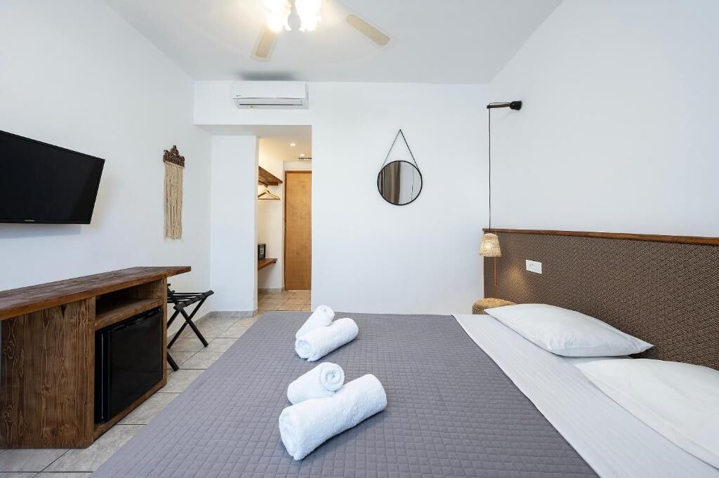 Photo of Bedroom in Marmari
