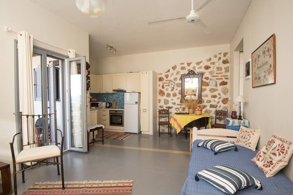 Photo of Livingroom in Kamari