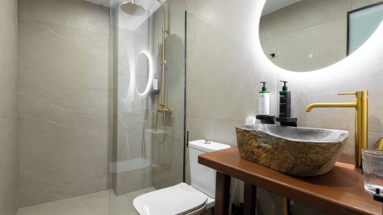 Photo of Bathroom in Rhodes