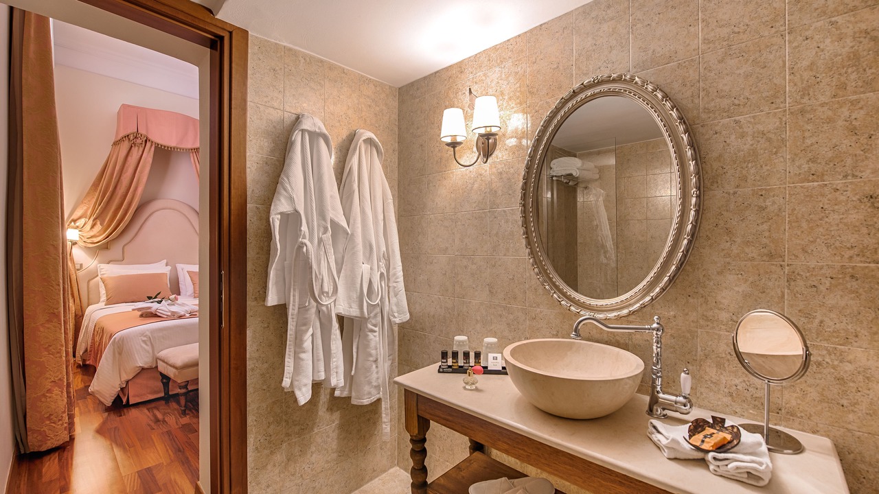 Photo of Bathroom in Rhodes Town