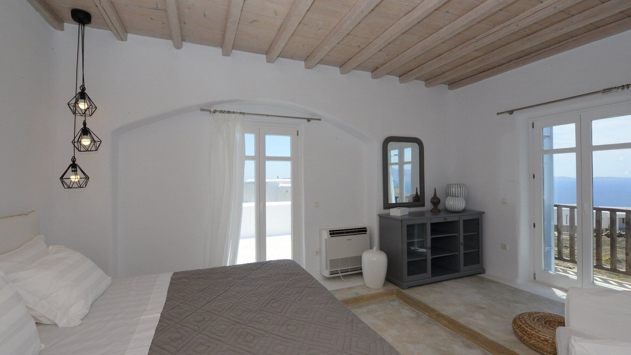 Photo of Bedroom in Houlakia