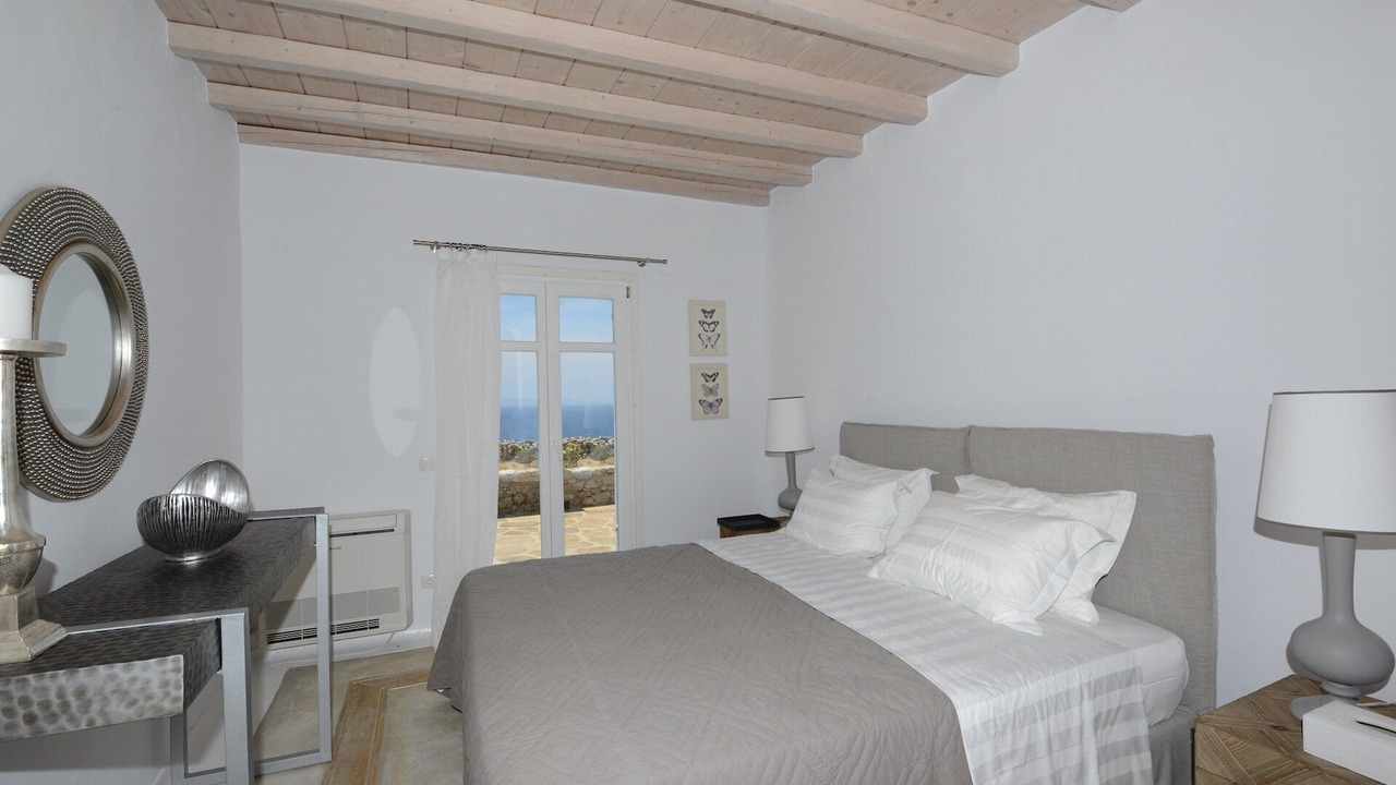 Photo of Bedroom in Houlakia