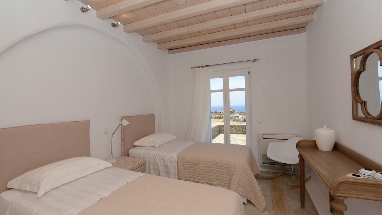 Photo of Bedroom in Houlakia