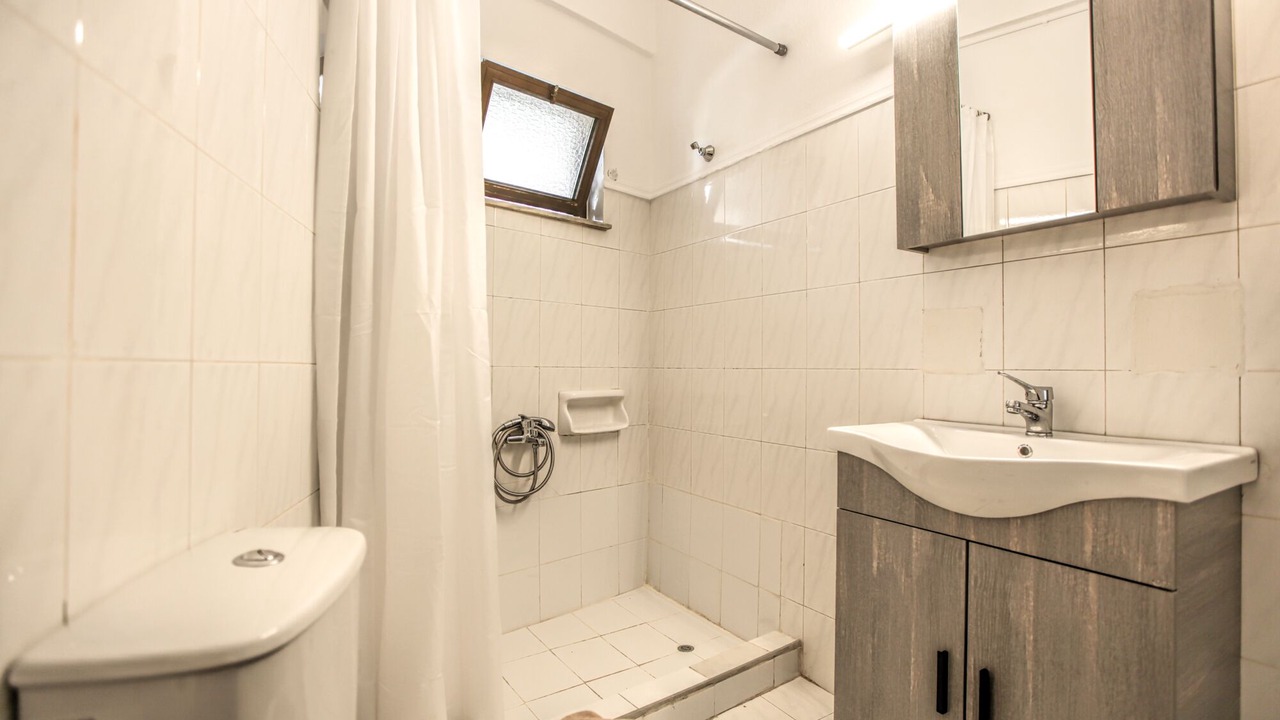 Photo of Bathroom in Kalambaka