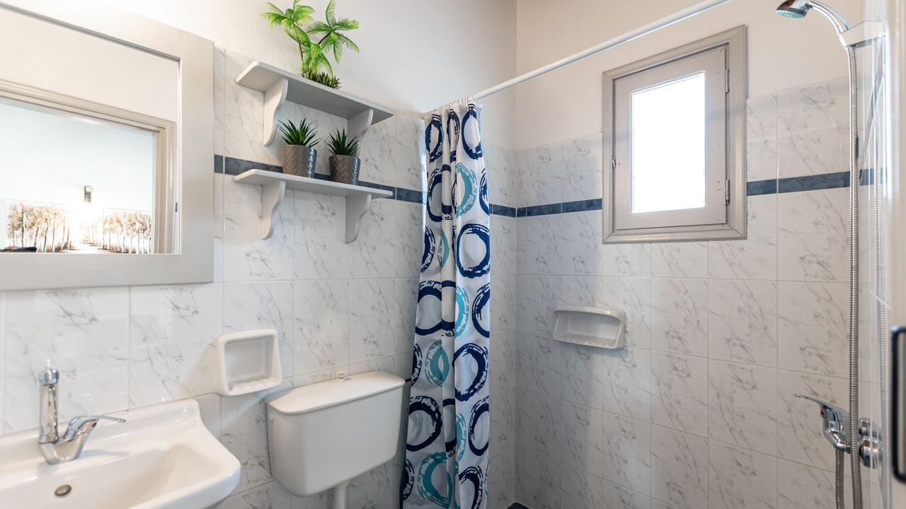 Photo of Bathroom in Koufonisia
