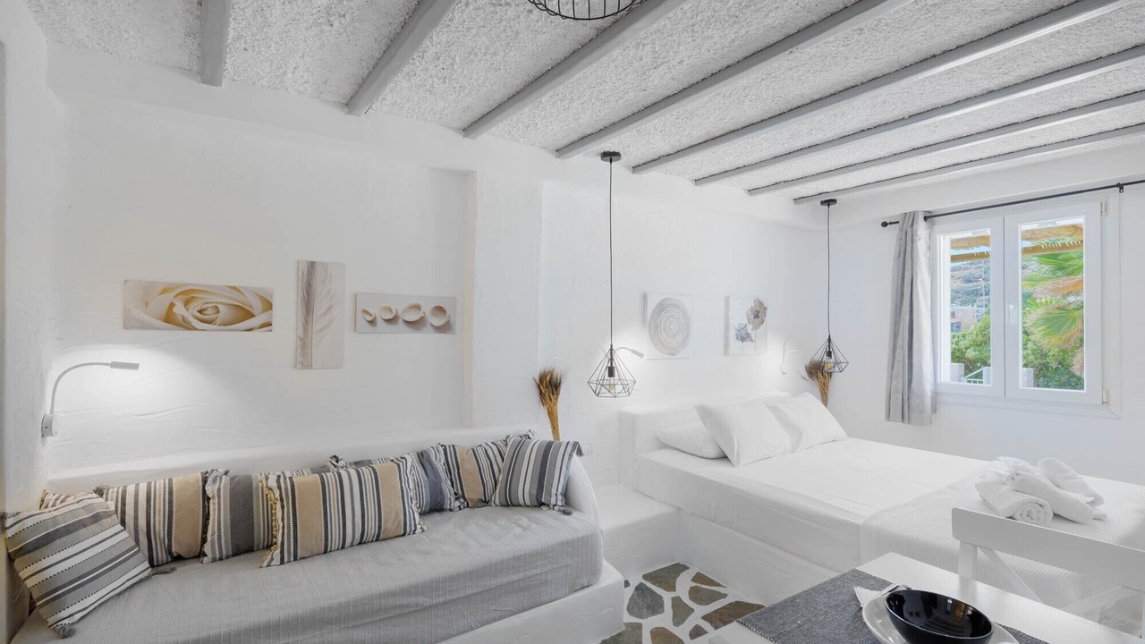 Photo of Bedroom in Megas Gialos