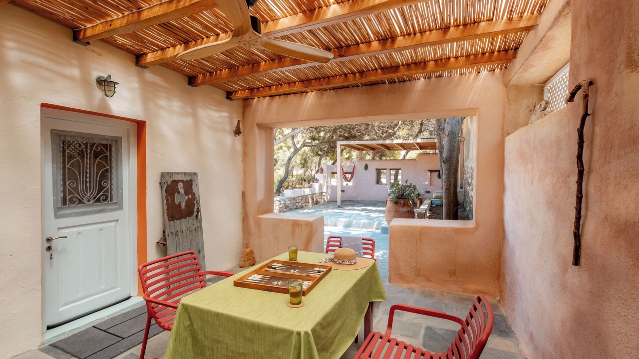 Photo of Outdoor in Parasporos