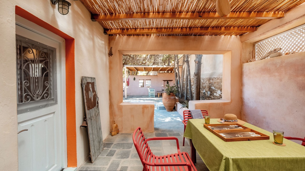 Photo of Outdoor in Parasporos