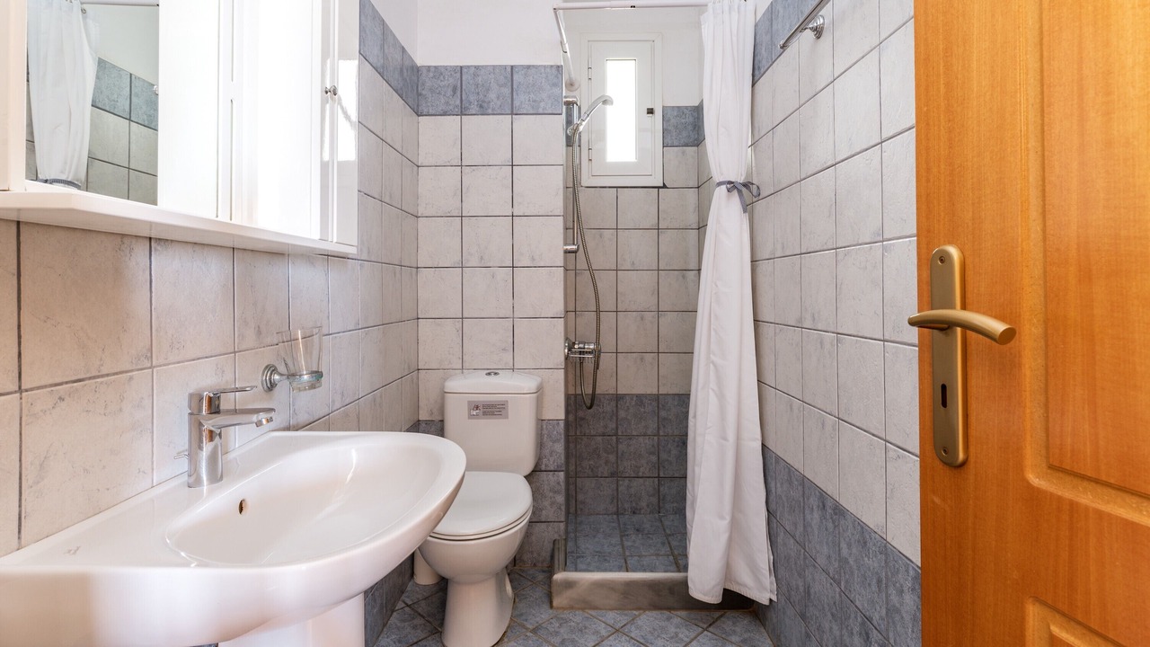 Photo of Bathroom in Agios Ioannis