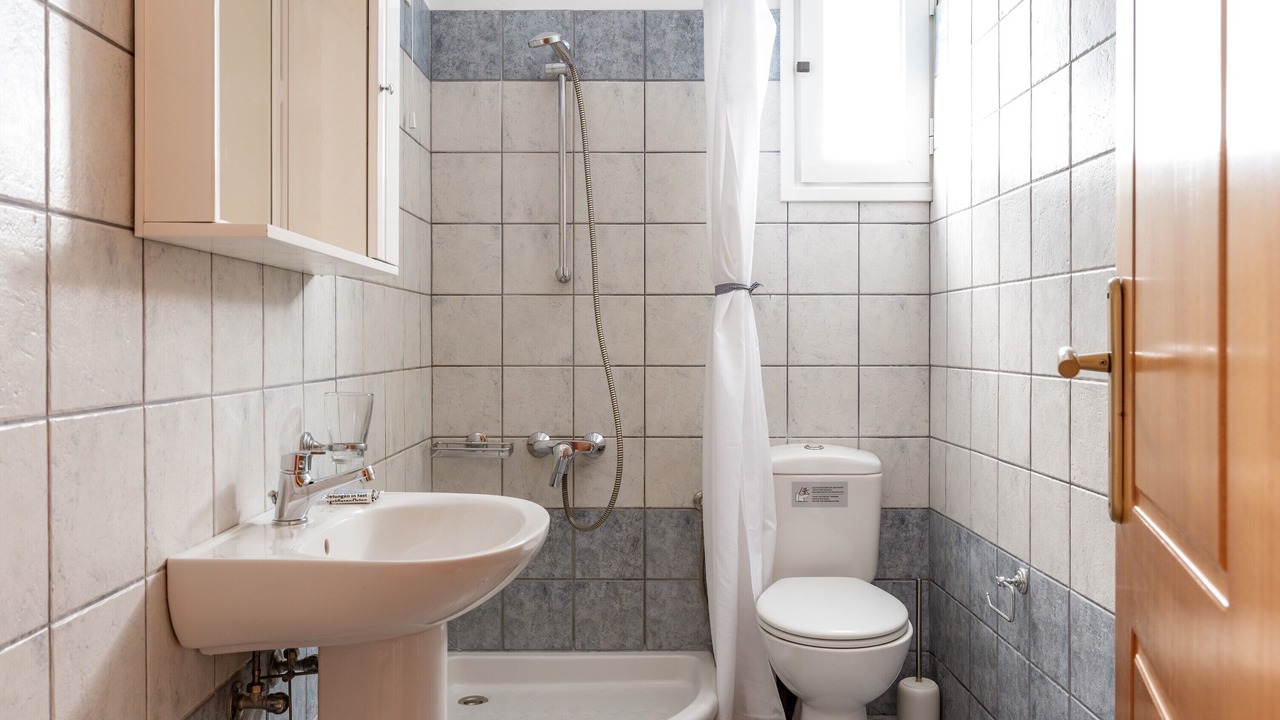 Photo of Bathroom in Agios Ioannis
