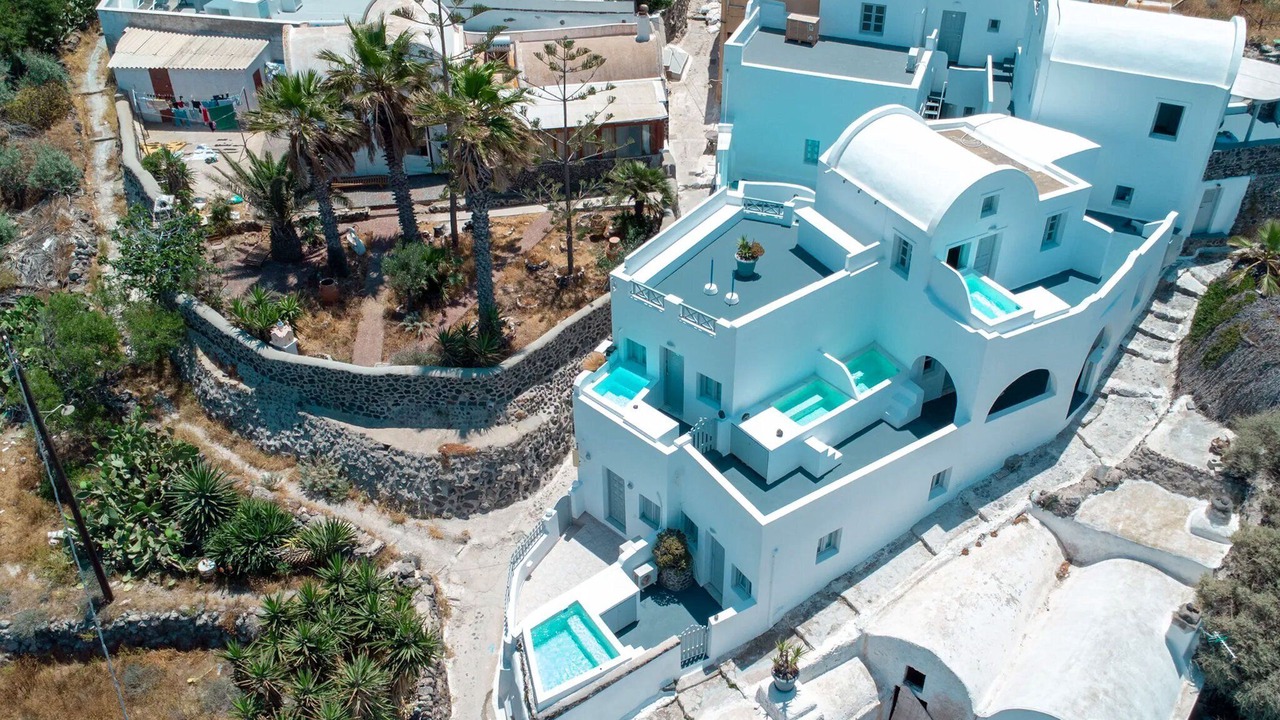 Photo of Others in Oia