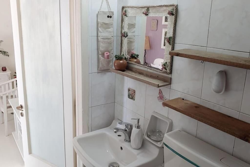 Photo of Bathroom in Adamas