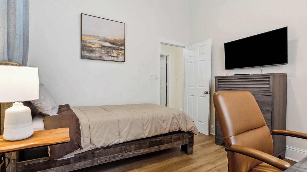 Photo of Bedroom in Seventh Ward