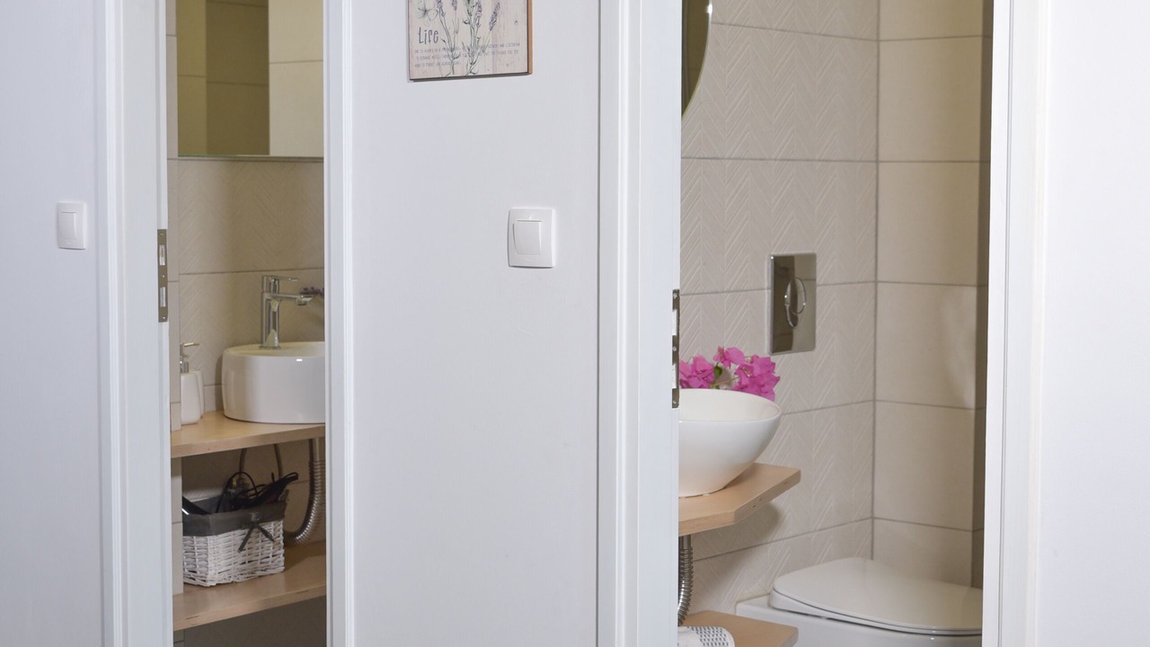 Photo of Bathroom in Kato Galatas