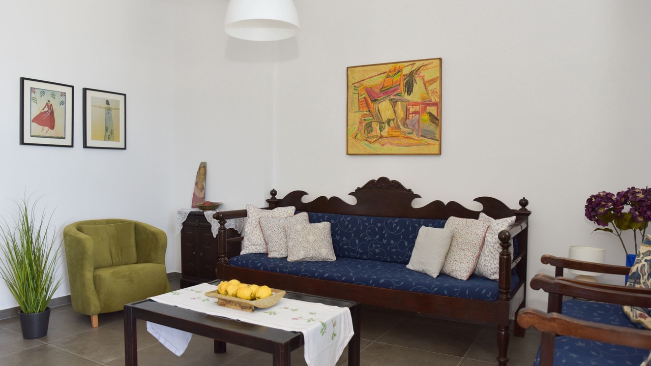 Photo of Livingroom in Kato Galatas