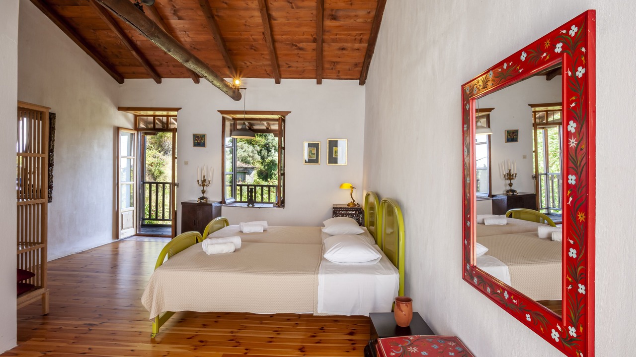 Photo of Bedroom in Glossa