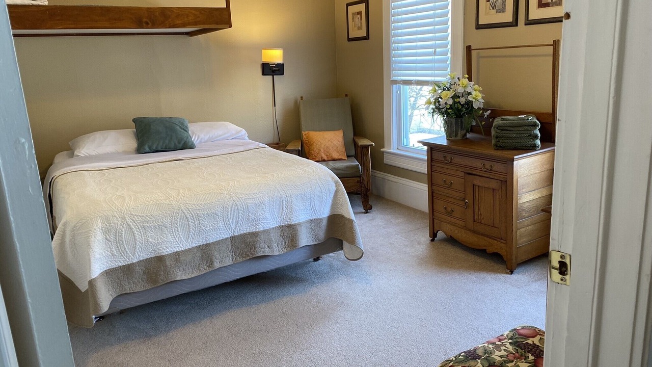 Photo of Bedroom in Hammondsport