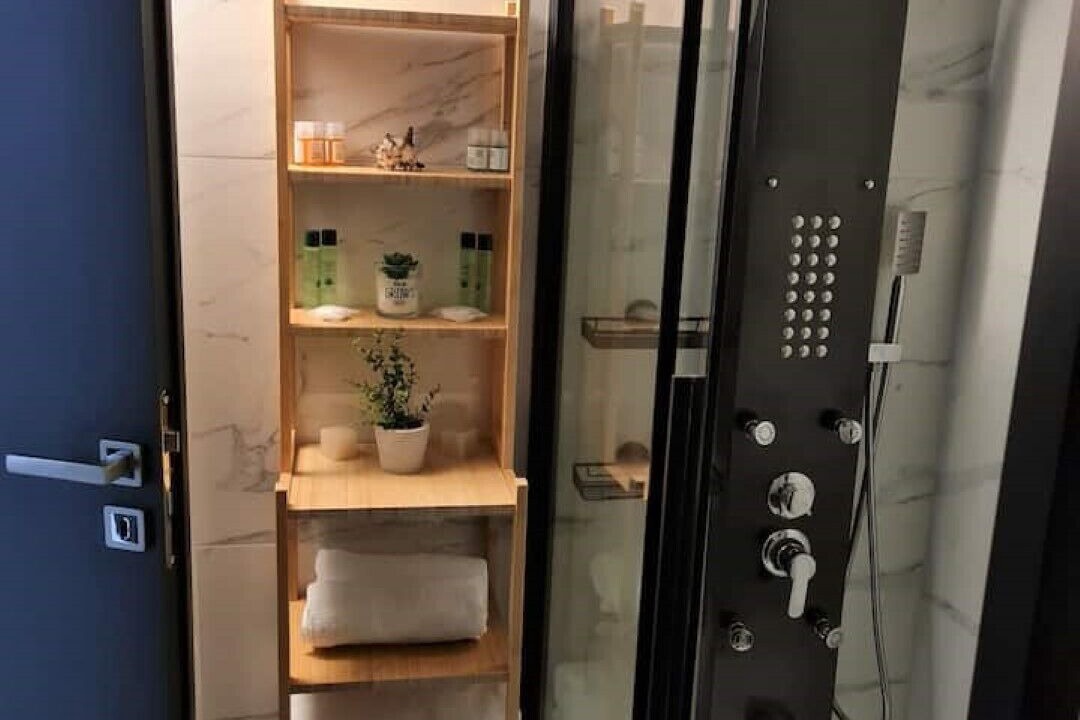 Photo of Bathroom in Makrigianni
