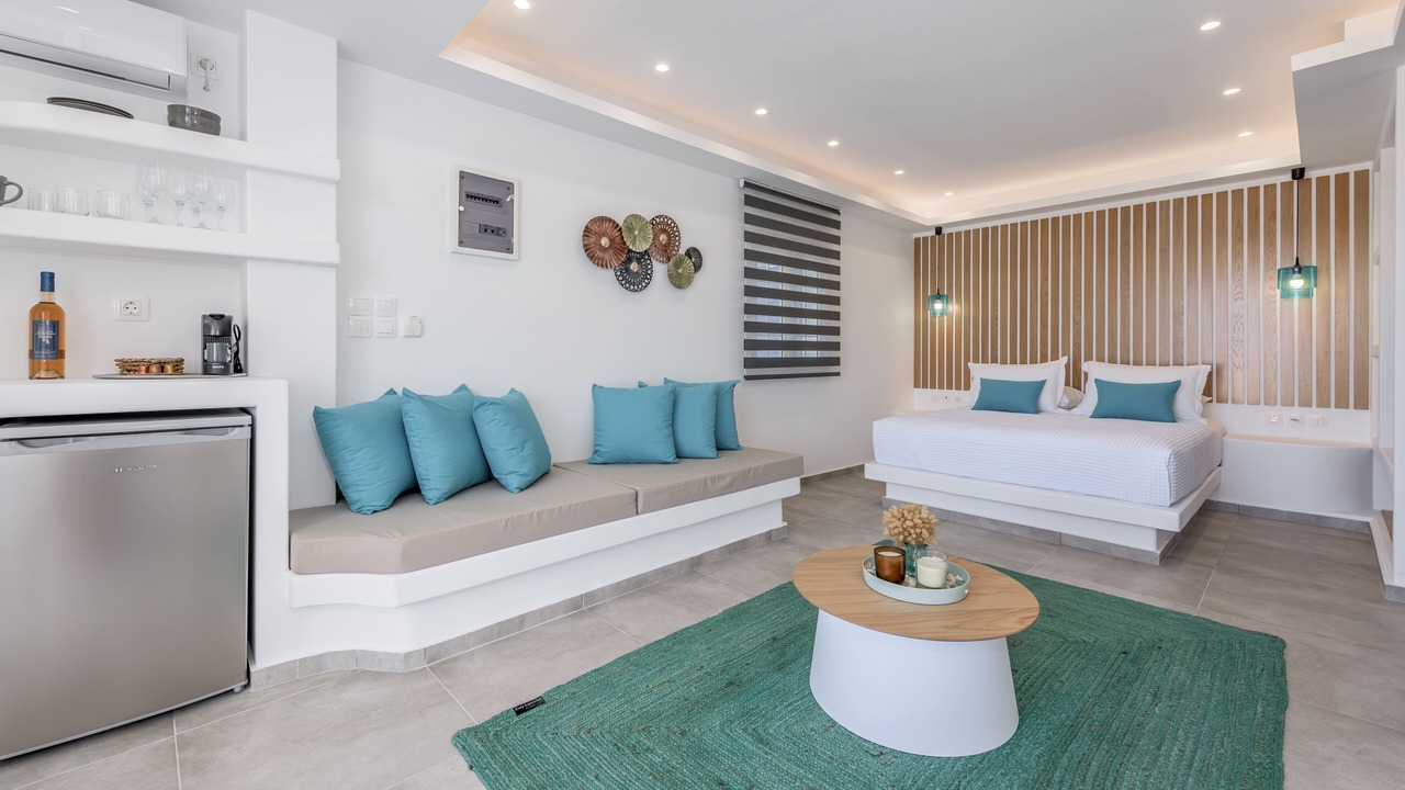 Photo of Bedroom in Adamas