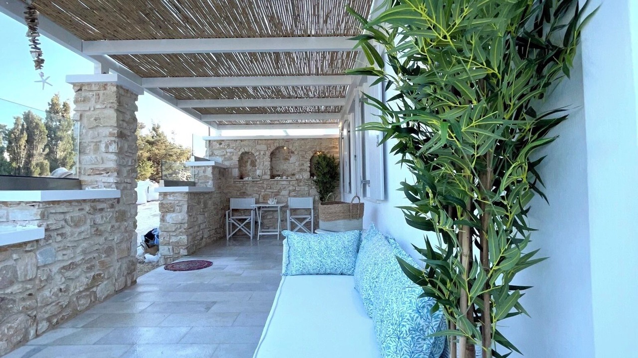 Photo of Patio Balcony in Logaras