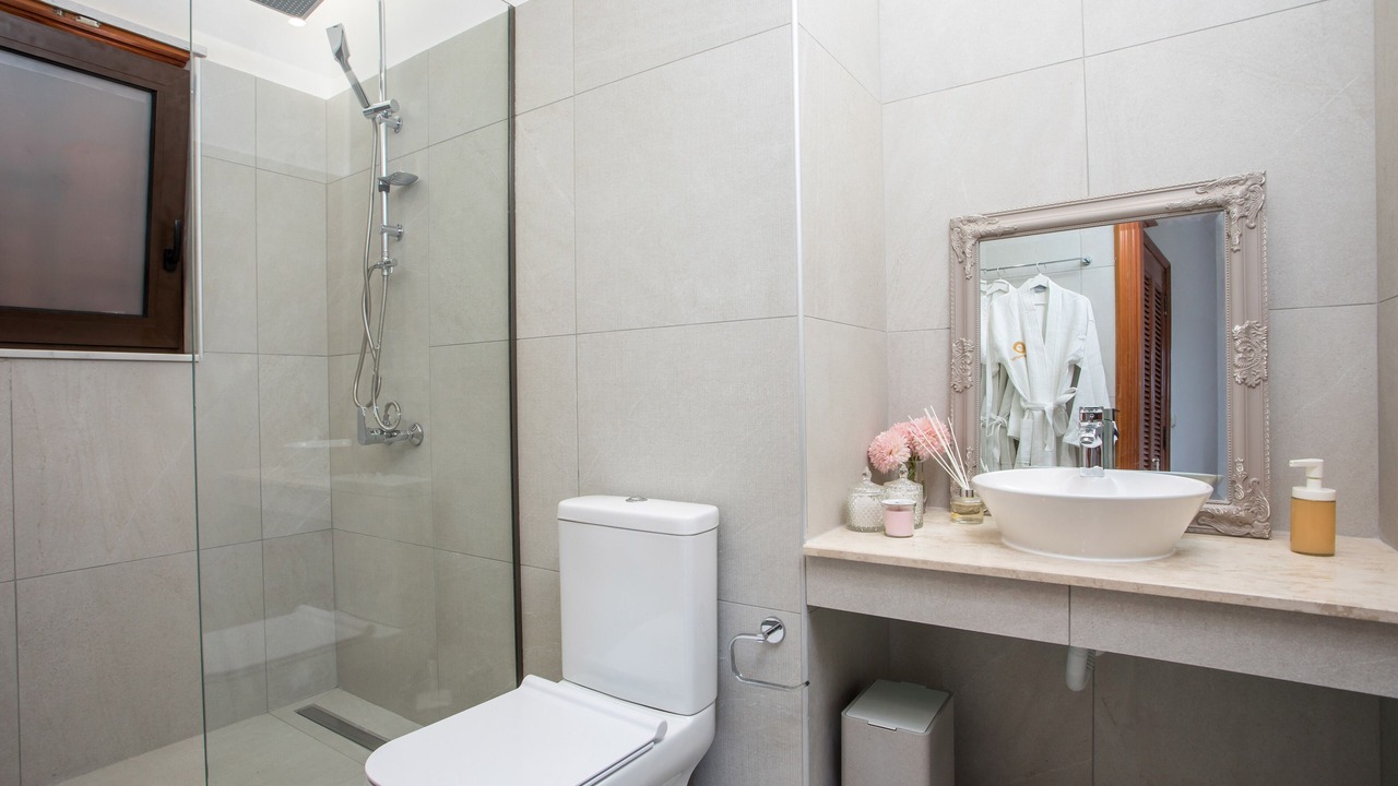 Photo of Bathroom in Kallithea