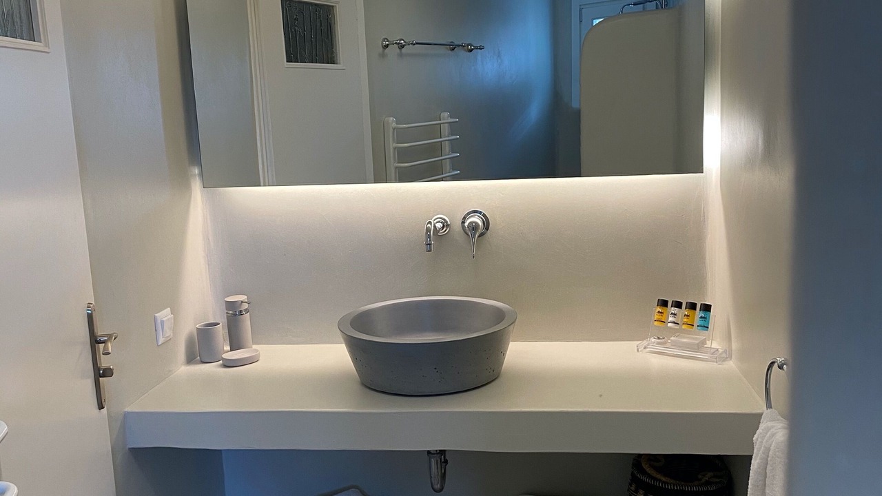 Photo of Bathroom in Tourlos