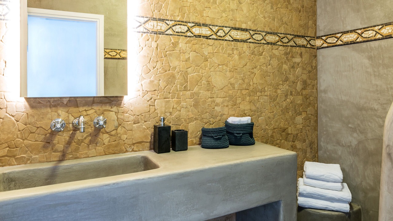 Photo of Bathroom in Tourlos