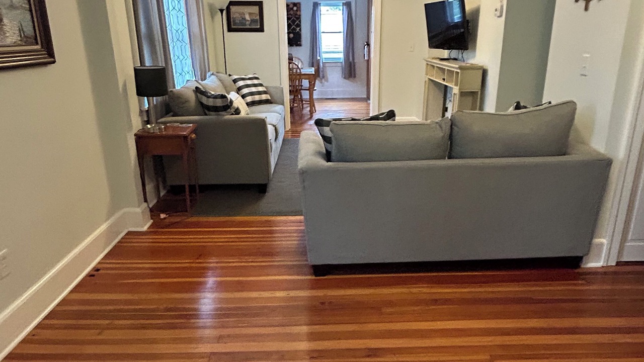 Photo of Livingroom in Hammondsport