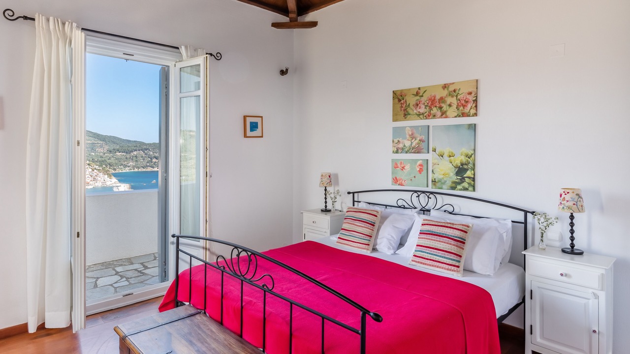 Photo of Bedroom in Skopelos Town