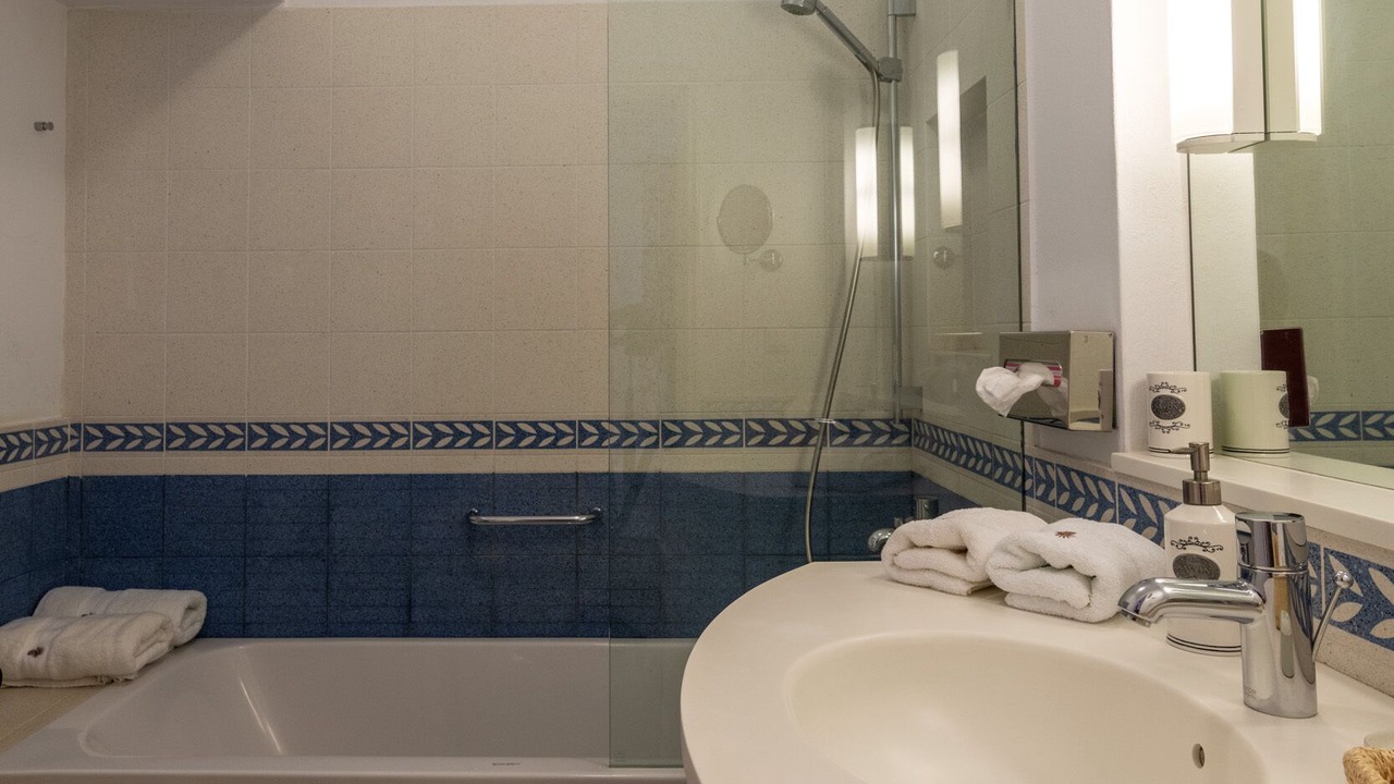Photo of Bathroom in Xilokeratidi