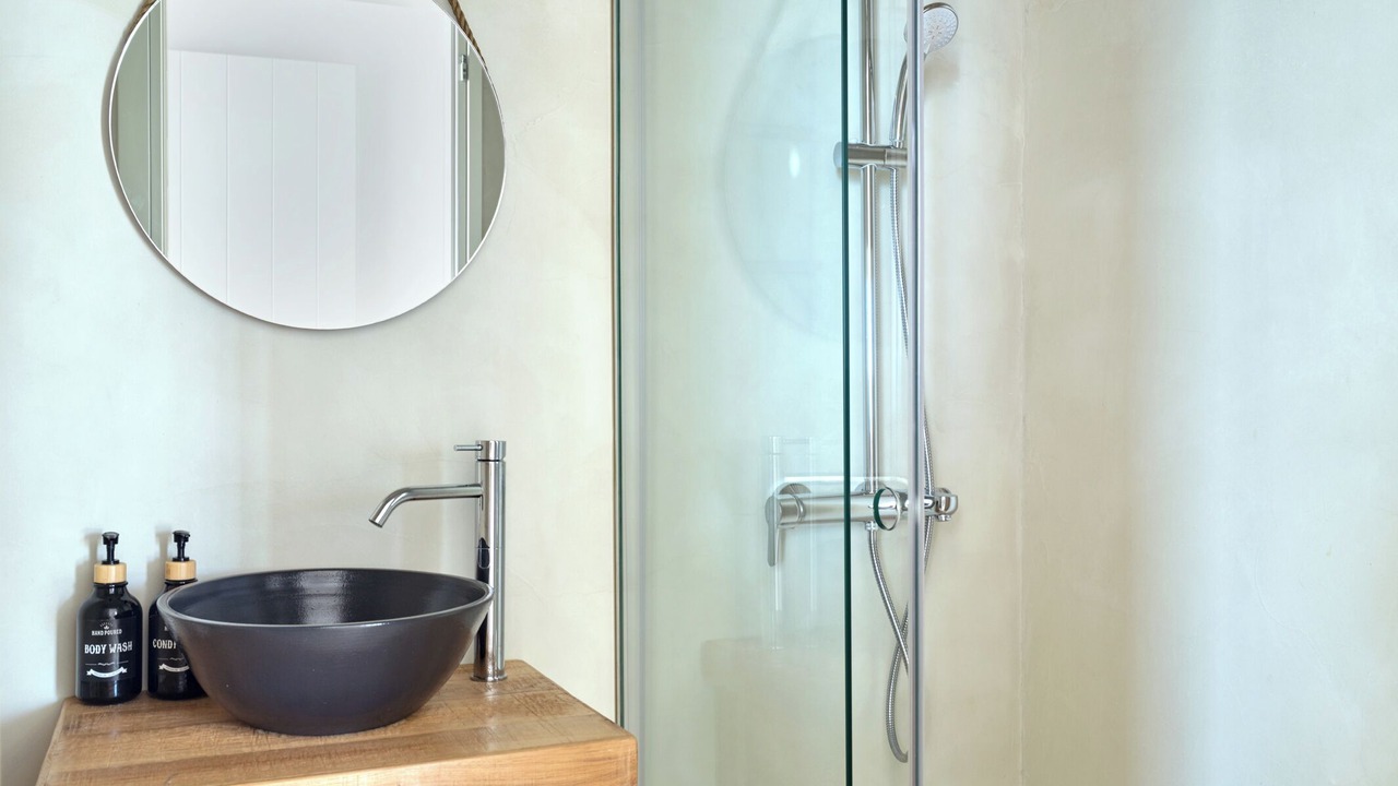 Photo of Bathroom in Drios
