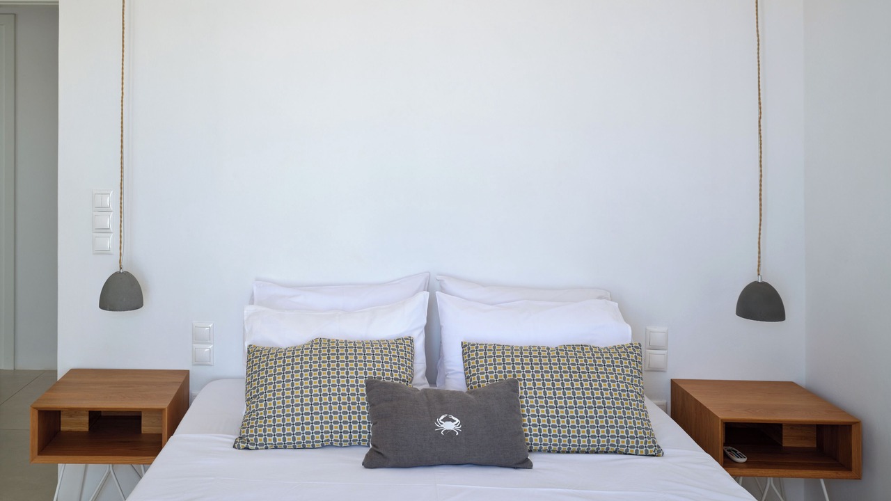 Photo of Bedroom in Drios