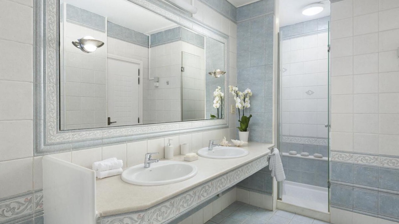 Photo of Bathroom in Rhodes Town